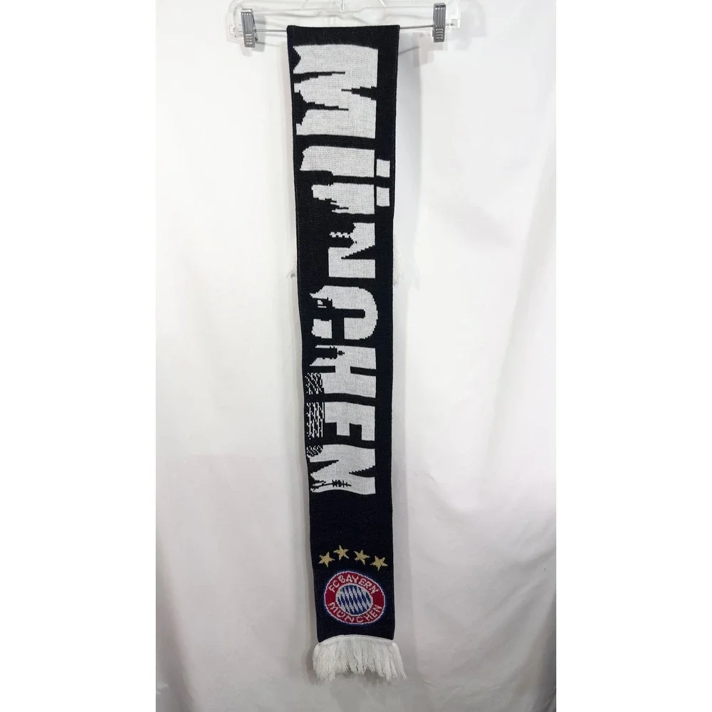 FC Bayern Munchen Scarf Soccer Football Fan Knit Black White Banner Germany‎